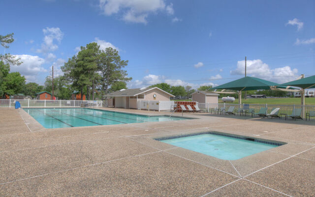 Lake Conroe RV & Camping Resort