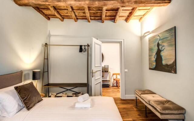 Febo Decharm apartment