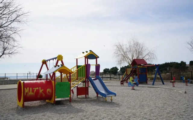 Perla - Modern and Cozy - A1