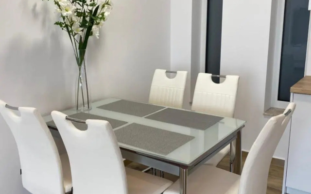 ROYAL AQUAMARINE - lakeside luxury flat at Balaton