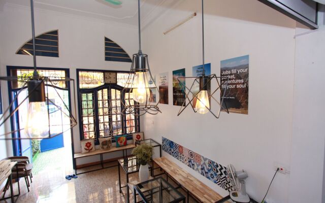 Rosemary Hostel Ha Long