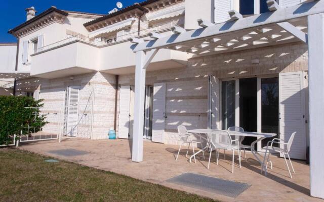 S18 - Sirolo, Nuovissimo Trilocale in Pietra Con Giardino Dx