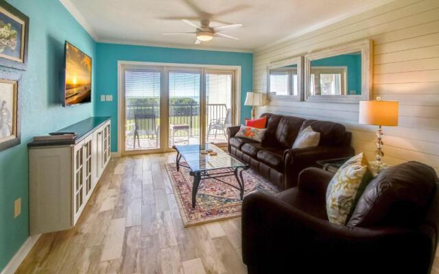 Land's End 8-204 Beach Front - Premier