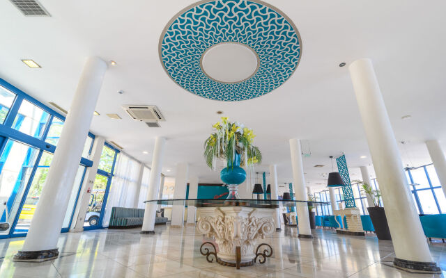 Azalia Hotel Balneo & SPA