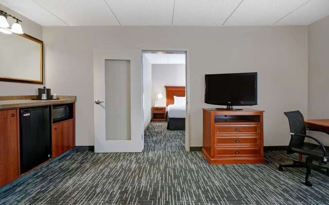 Spark by Hilton Rochester University Area