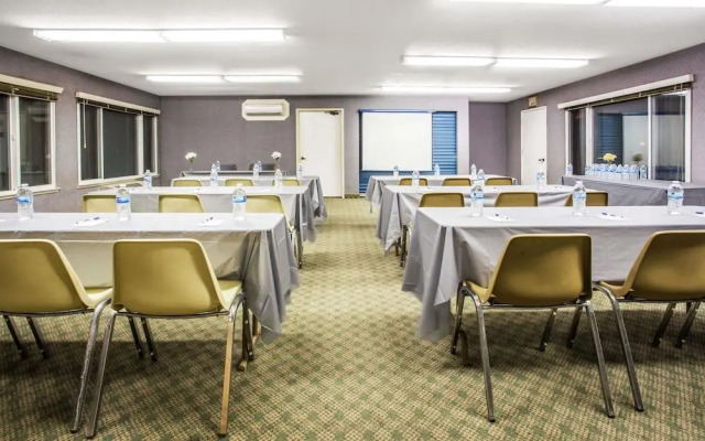 Travelodge By Wyndham Turlock