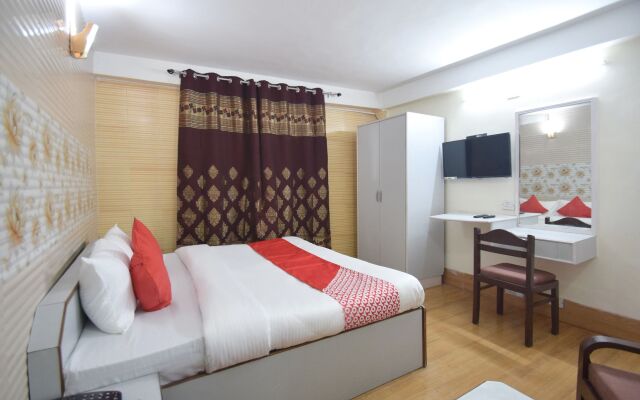 Capital O 11741 Hotel Nest