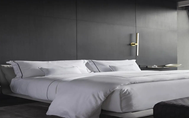 Alexander, Member of The Leading Hotels of the World