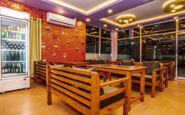 Hotel Omega By OYO Rooms