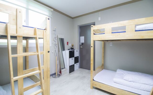 Hwarang Hostel