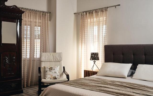 Joya Village House