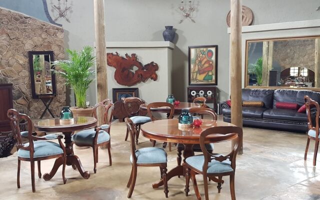 Oluchi Lodge