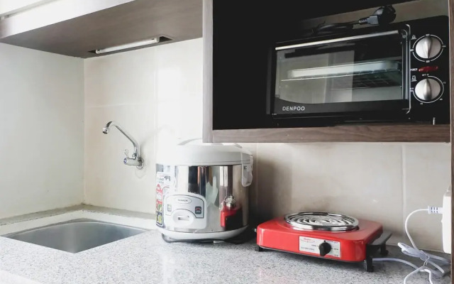 Artistic Studio Room Kebagusan City Apartement