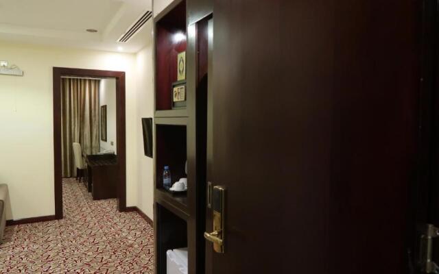 Lotus Hotel