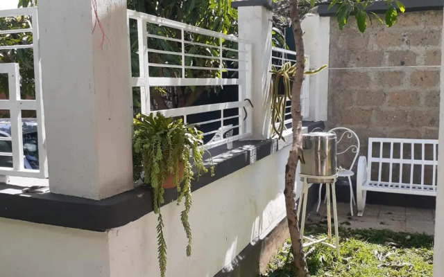 Stay.Plus Utawala Holiday House