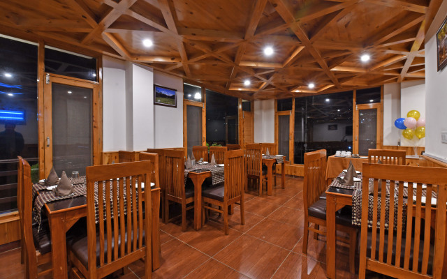 Lotus Inn Rohtang View