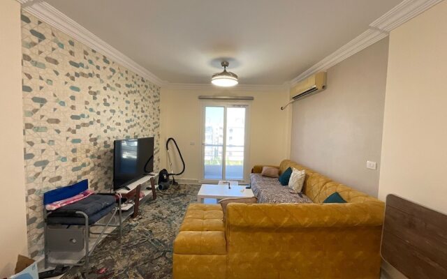 Marseilia Beach 4 - Families Only