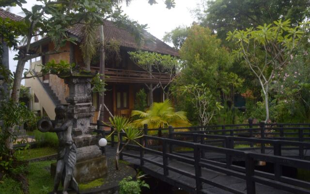 Kangkung Cottages