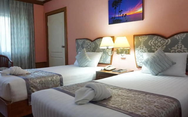 Wattana Park Hotel