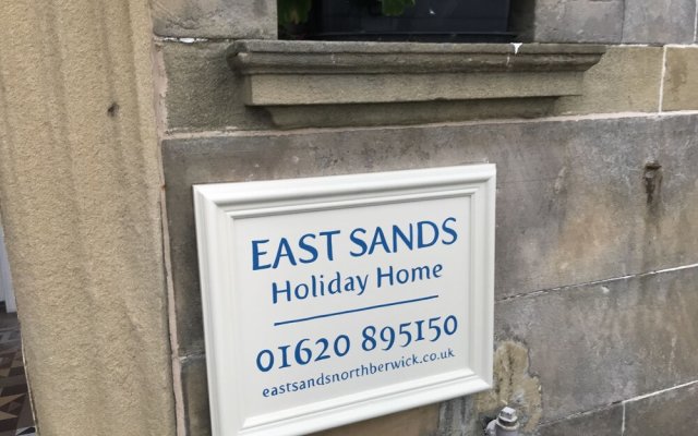 East Sands Holiday Apartment