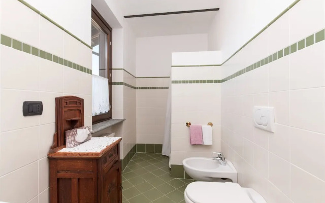 The Grape Pergola House