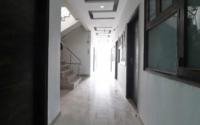 OYO Flagship 39677 Haiderpur Road