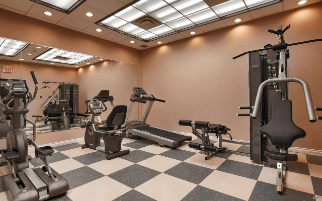 Best Western Plus Cambridge Hotel