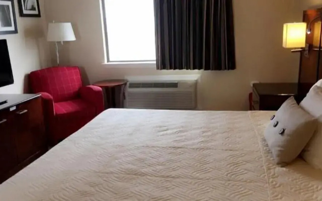 Sand Pebble Motor Lodge