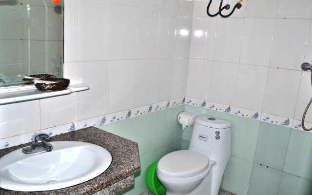 Hoang Long Hotel