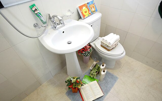 Yangyang Freesia Pension