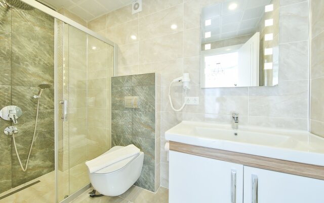 Hediye Hanim Suit Apart