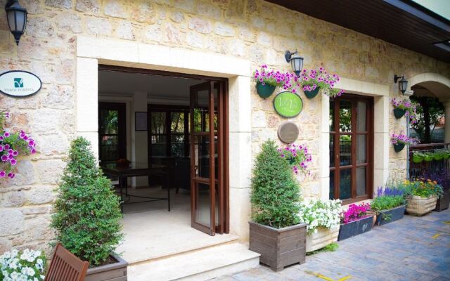 Villa Verde - Special Class