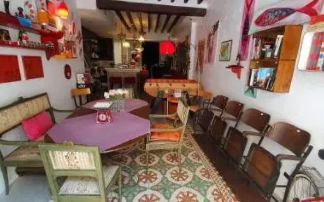 Barrio Boutik Hostal