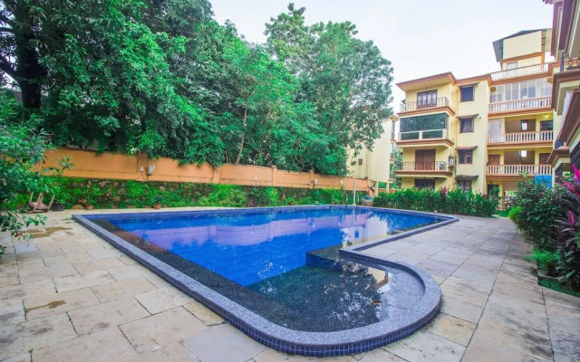 OYO Home 18705 Elegant 2BHK