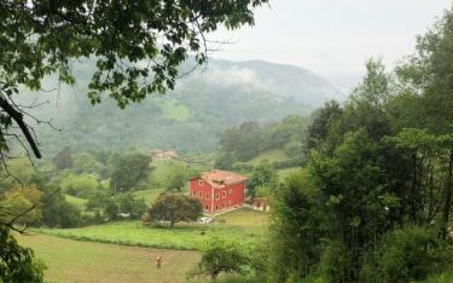 Casona Fuentes del Sueve