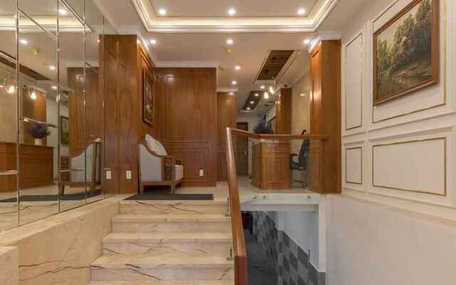 Woody House Boutique