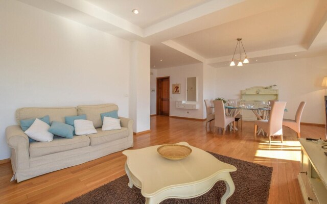 Stunning Apartment In Acquedolci With 3 Bedrooms And Wifi