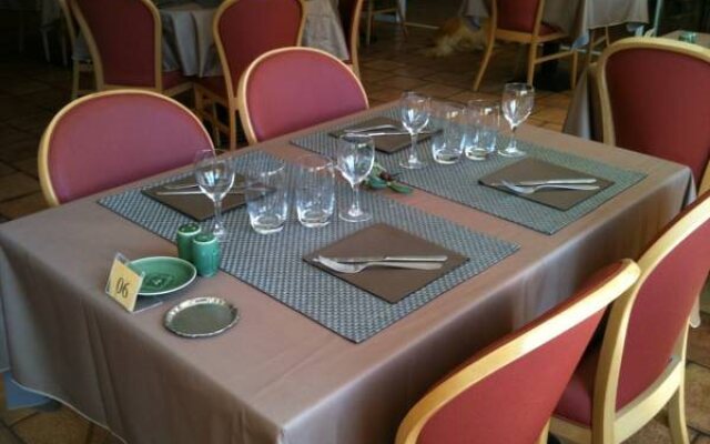 Logis Le Mas De Jossyl