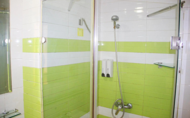 7 Days Inn Foshan Temple Baihua Squrare Branch
