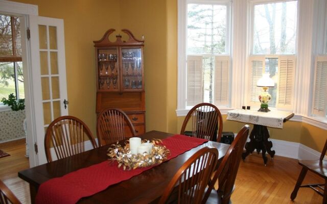 Sackville Bed & Breakfast