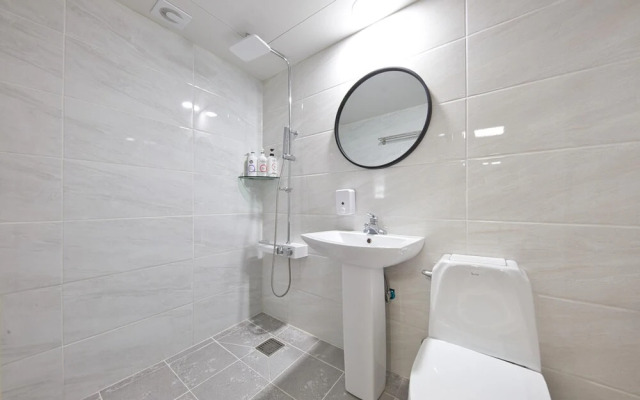 Danyang Meros Hotel