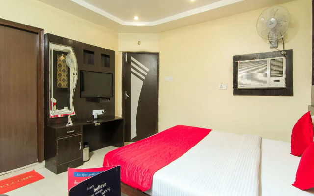 OYO 2000 Hotel Yash