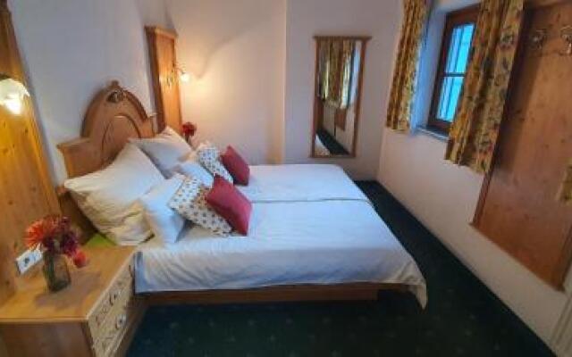 Schlosserhaus Appartements