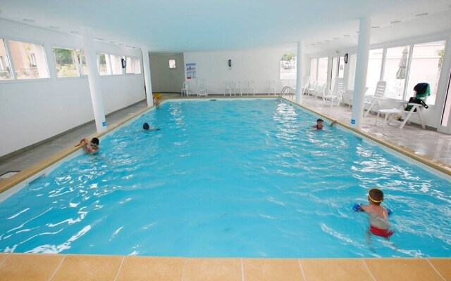 Semi-detached holiday home in beautiful historic Brittany