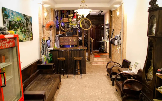 Mobylette Saigon Hostel - Adults only