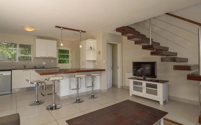 Oaklands On The Knoll