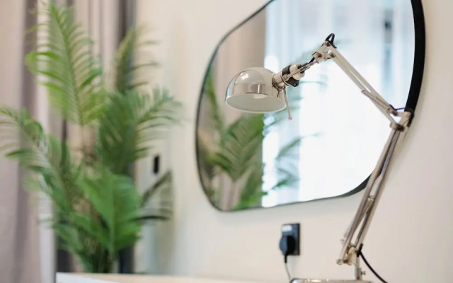 Simply Comfort in J One