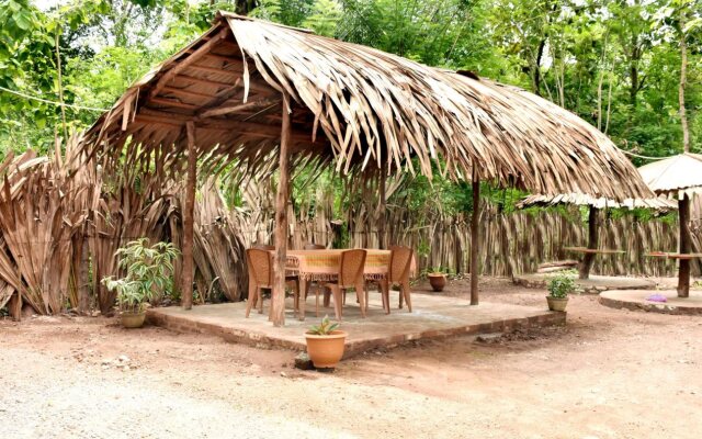 Star Home Safari Resort - Udawalawe