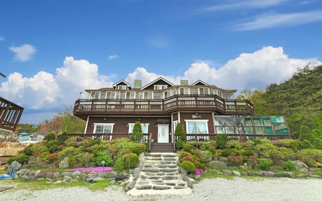 Ganghwa Muldoll Iyagi Pension