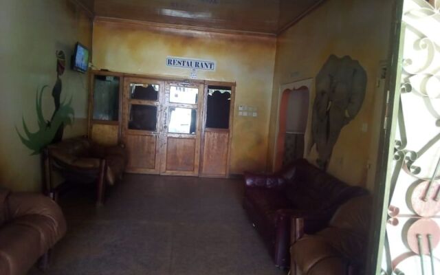 Family Comfort Hotel